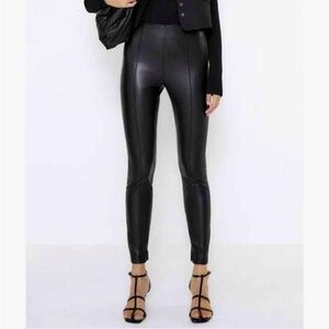 ZARA Faux Leather Skinny Pants High Waist Pleated Ankle Zip Black, Size Medium